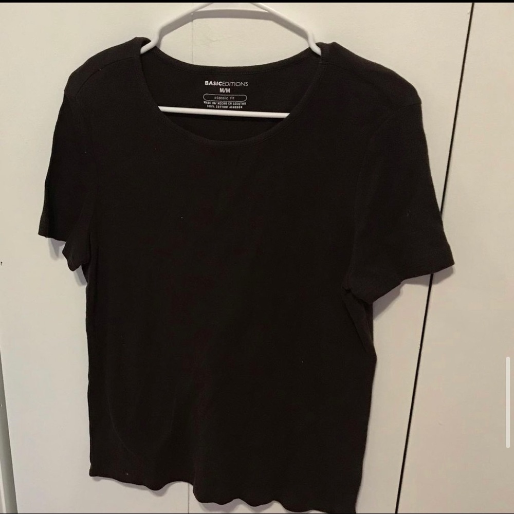 Brown tee